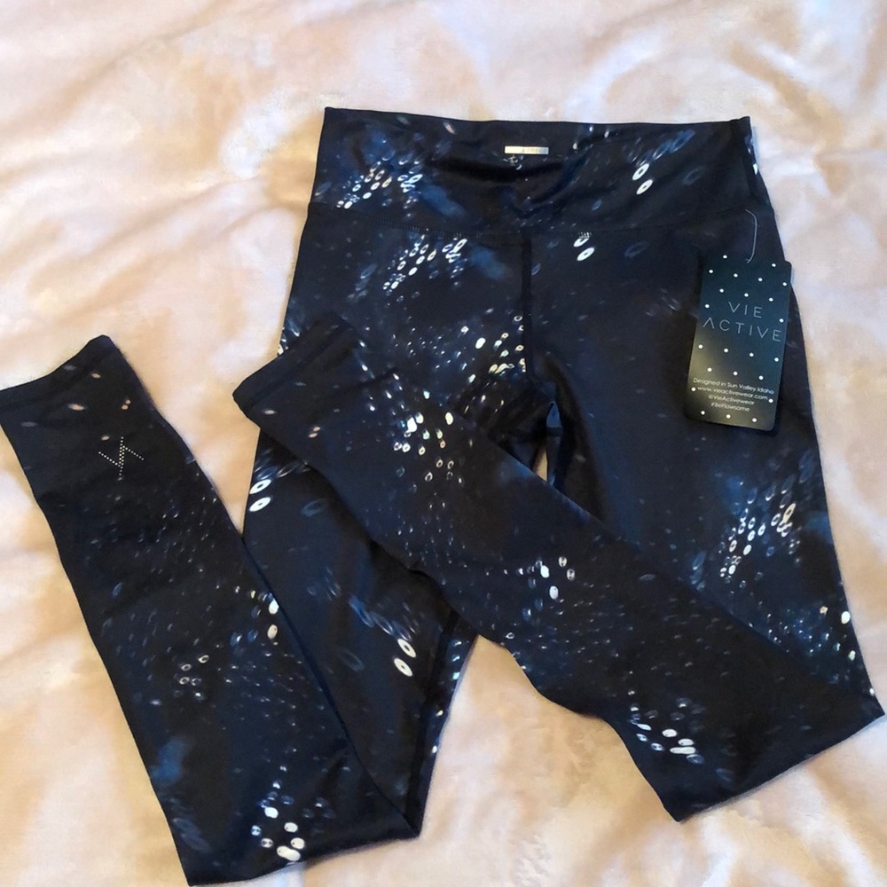 NWT compression leggings